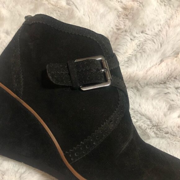 franco Sarto black suede wedge booties size 9.5M - Picture 4 of 11